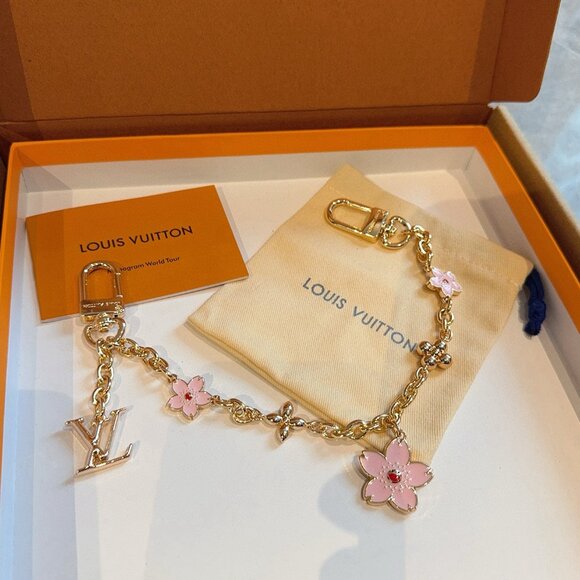 Louis Vuitton LV x TM Cherry Blossom Chain Bag Charm (M02540) - Picture 2 of 5